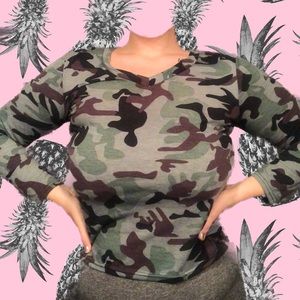 Cute camo longsleeve top